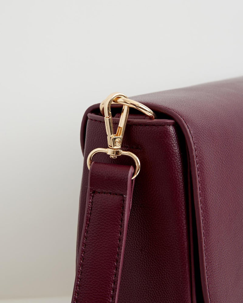 Nina Messenger Handbag - Burgundy by Fable England